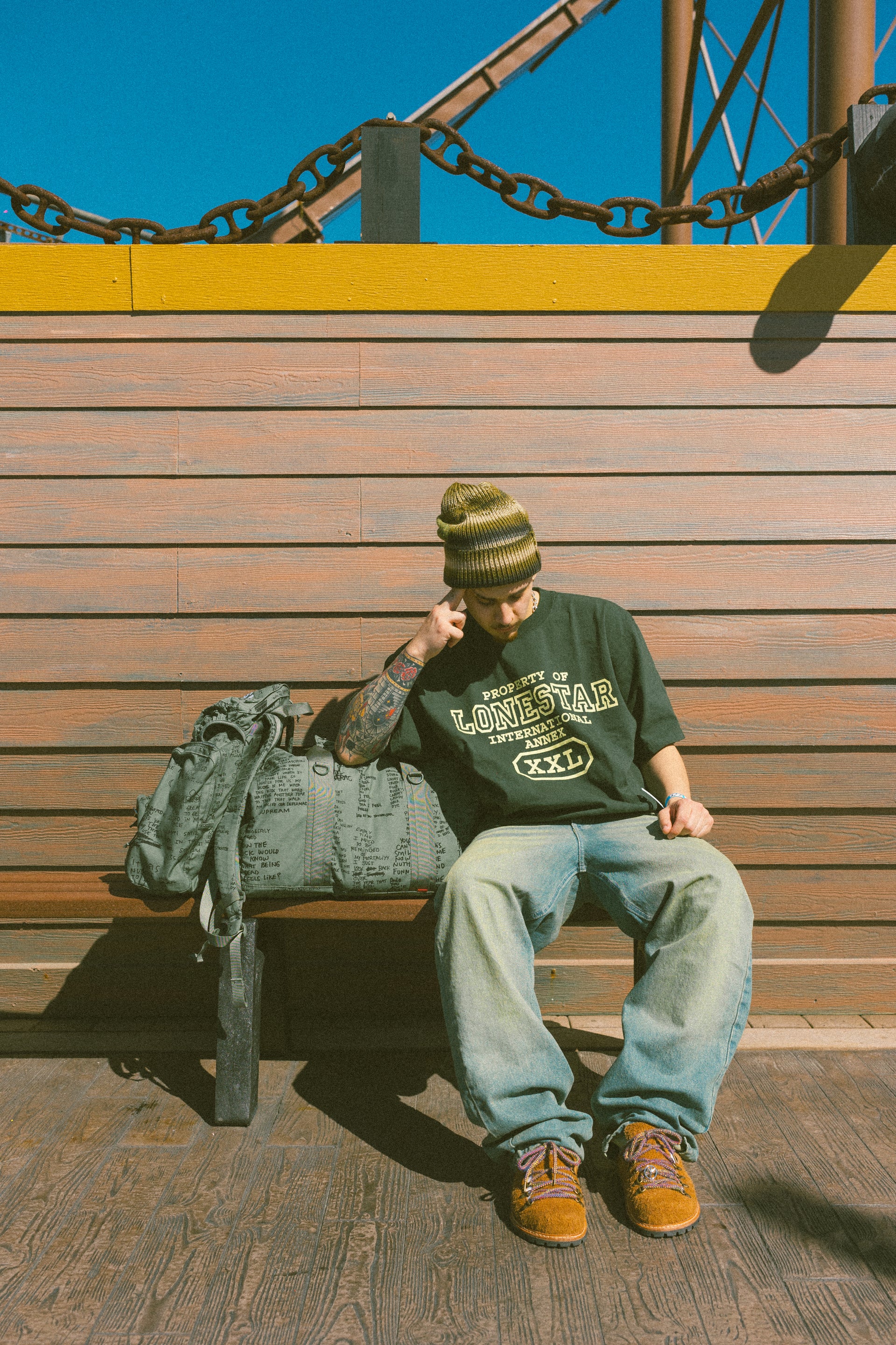 INTERNATIONAL GREEN/CREAM TEE